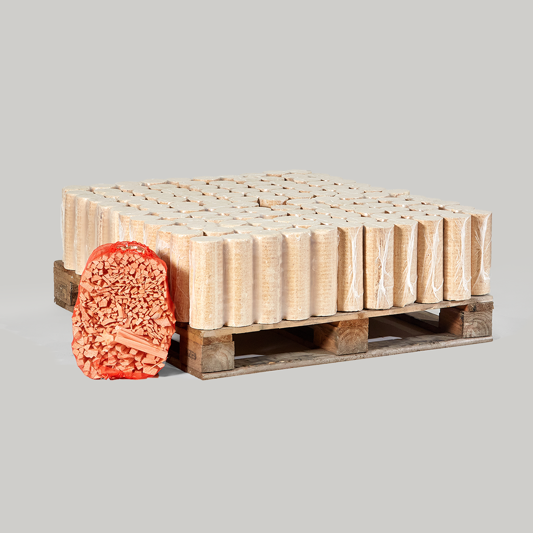 Hotties XL Quarter Pallet bundle with 2 Kindling bags.